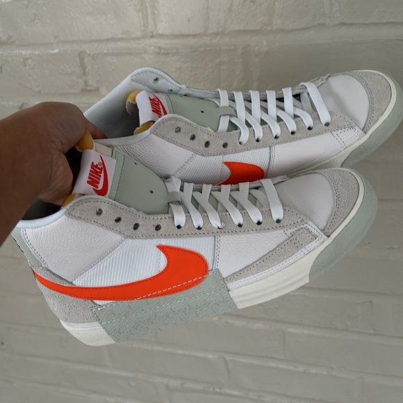 NIB Nike Blazer Mid Pro Club Men’s Sneakers 9.5 White/Light Silver/Safety Orange - Picture 9 of 15